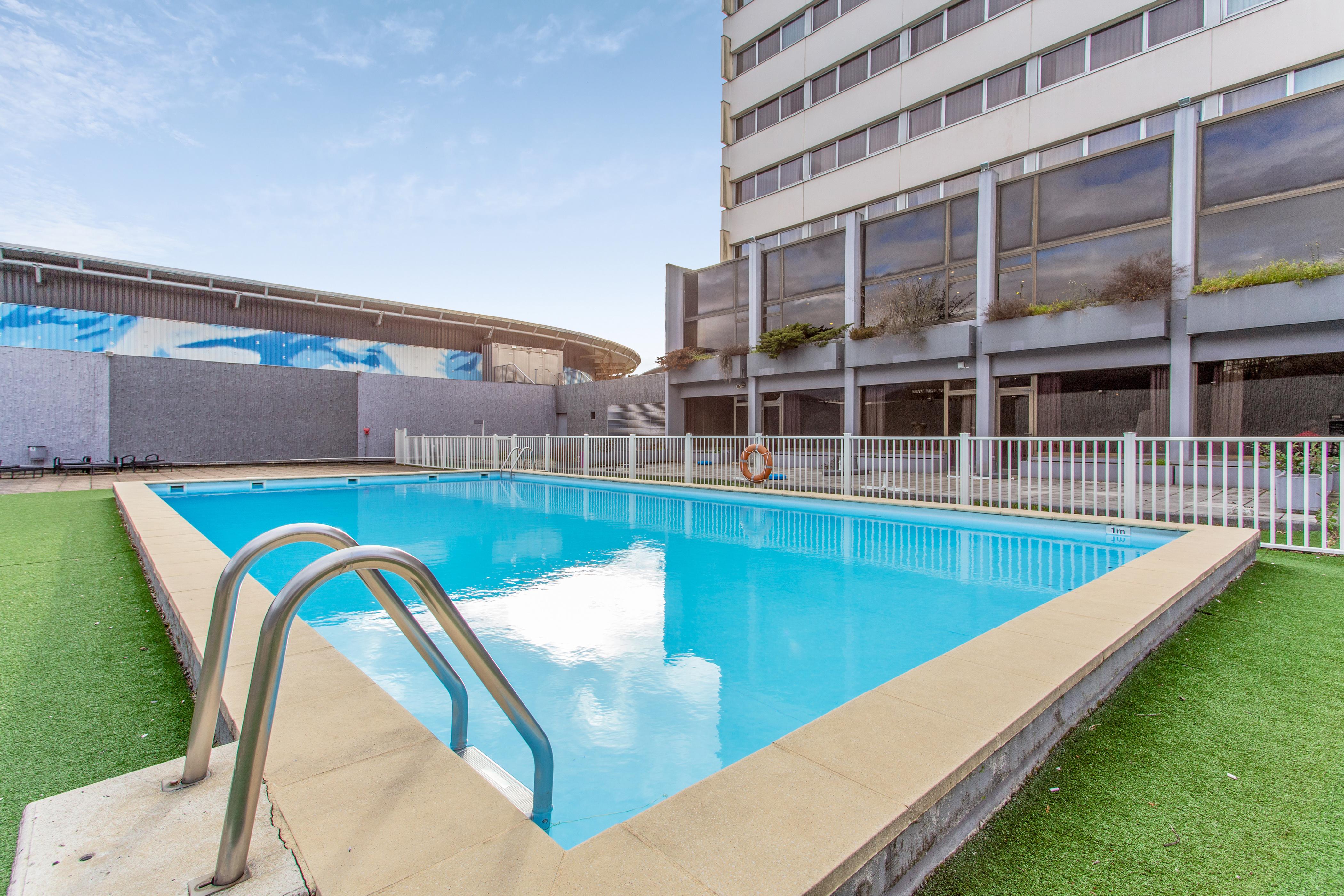 Zenitude Hotel Grenoble Alpexpo Bagian luar foto