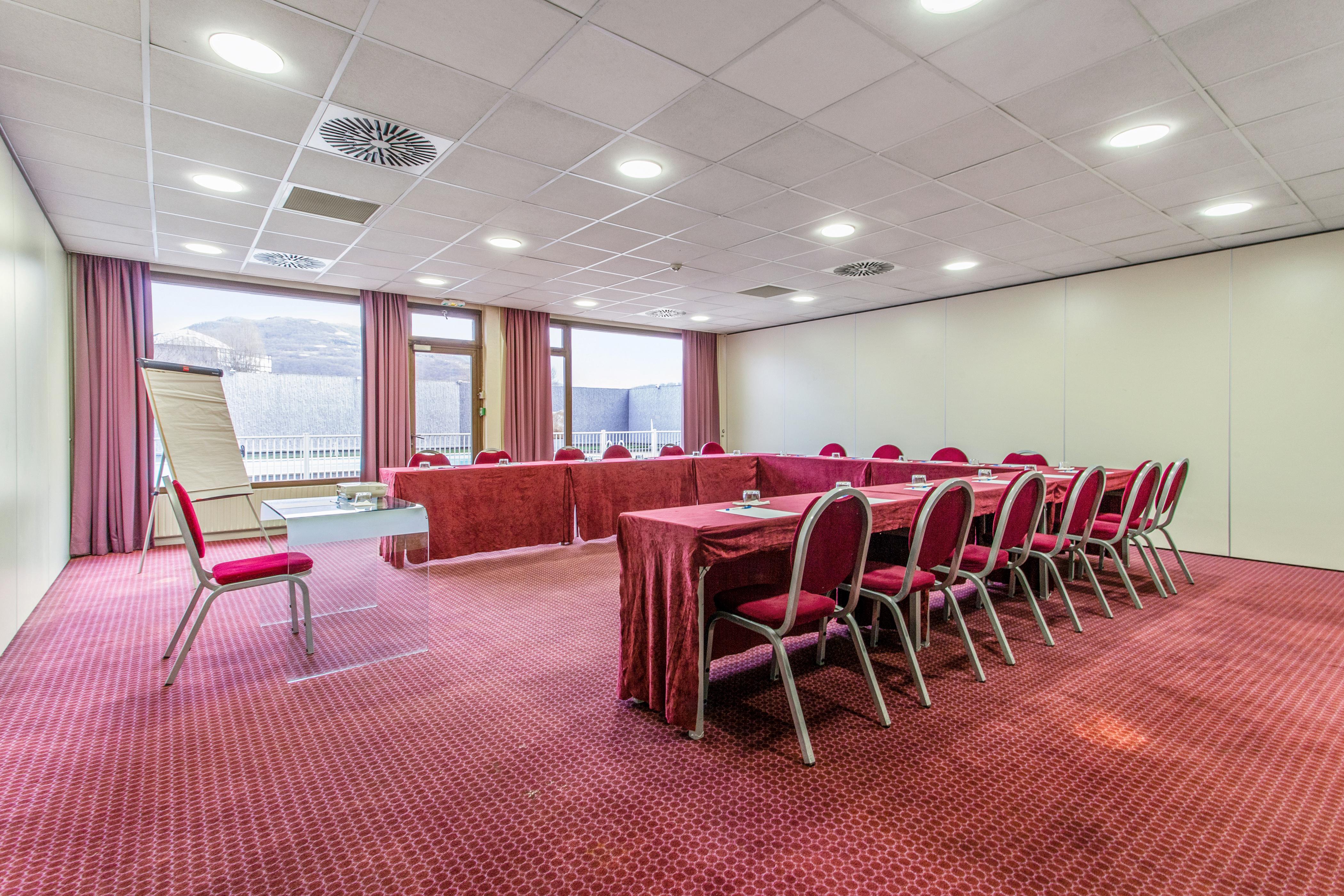 Zenitude Hotel Grenoble Alpexpo Bagian luar foto